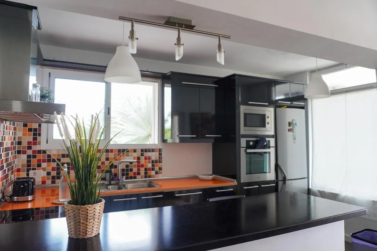Modern House In Bajamar公寓 公寓
